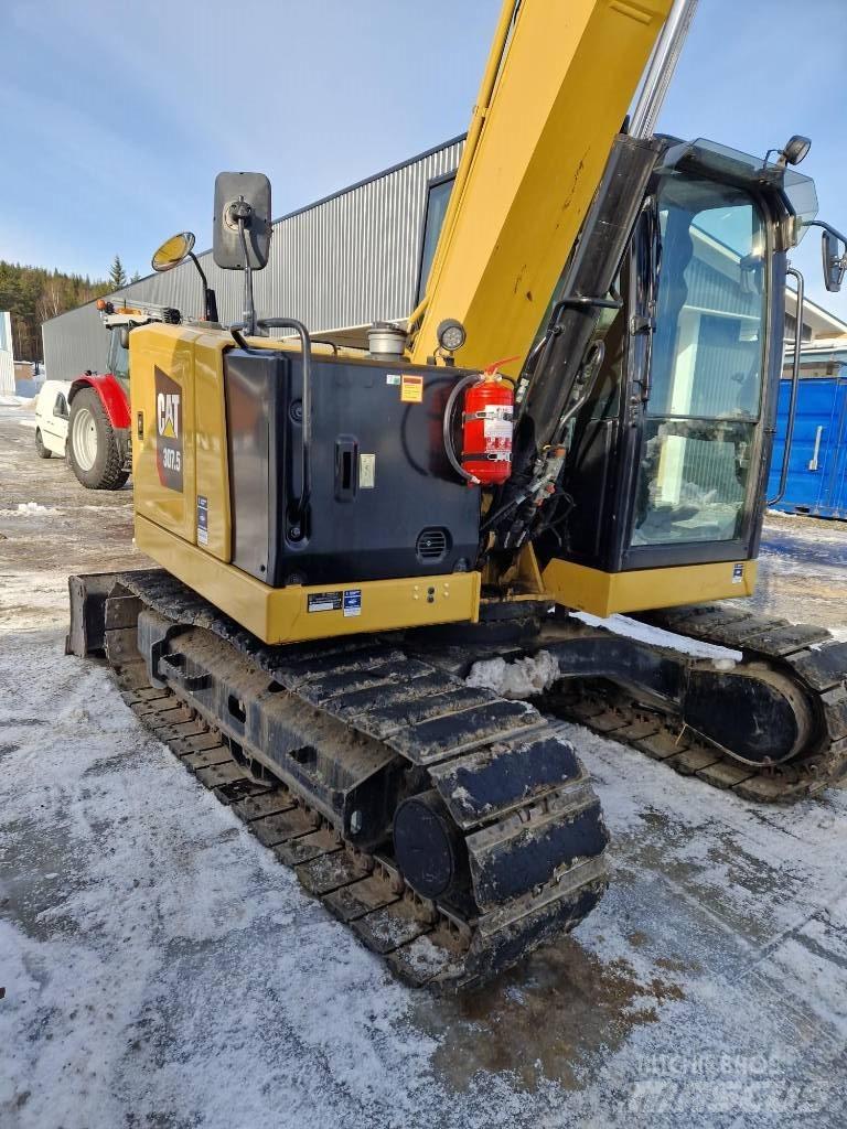 CAT 307.5 Малые экскаваторы 7т-12т