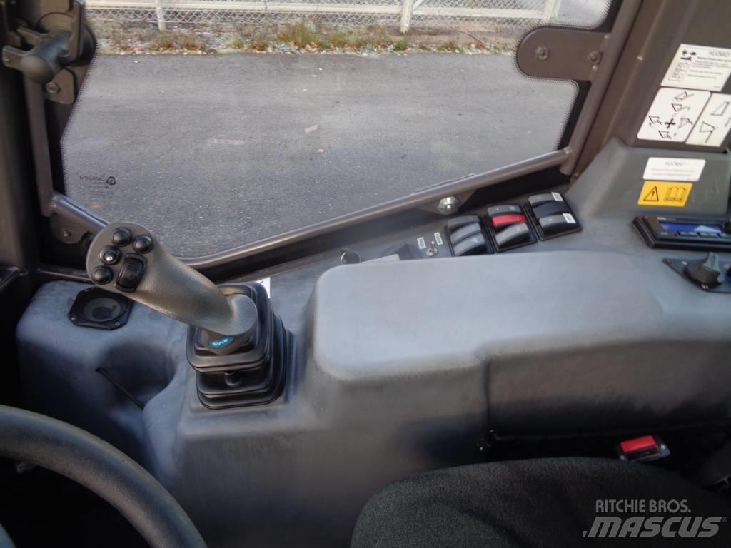 Mecalac AX850 V Фронтальные погрузчики