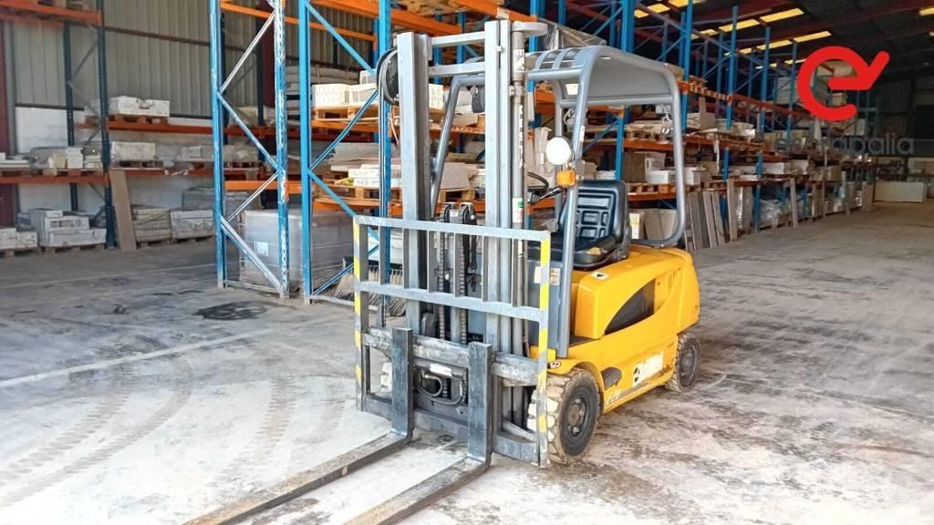 Desta E20 Телескопические погрузчики