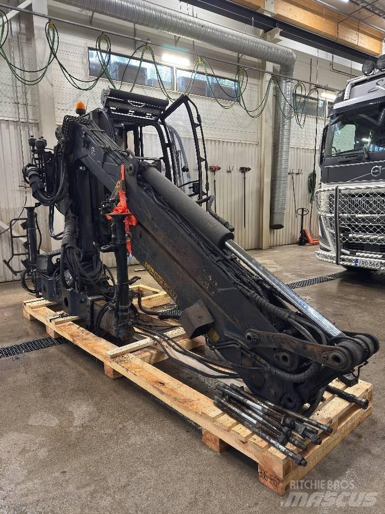 Loglift 118 S T Гидроманипуляторы для леса