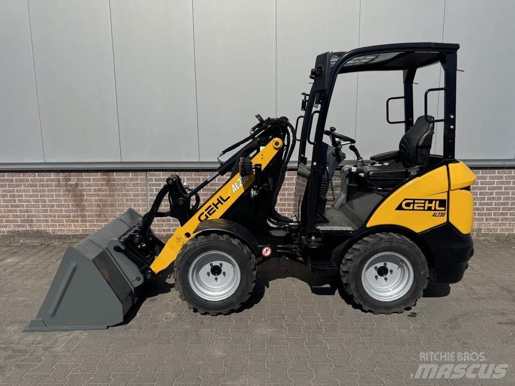 Gehl AL230 Фронтальные погрузчики