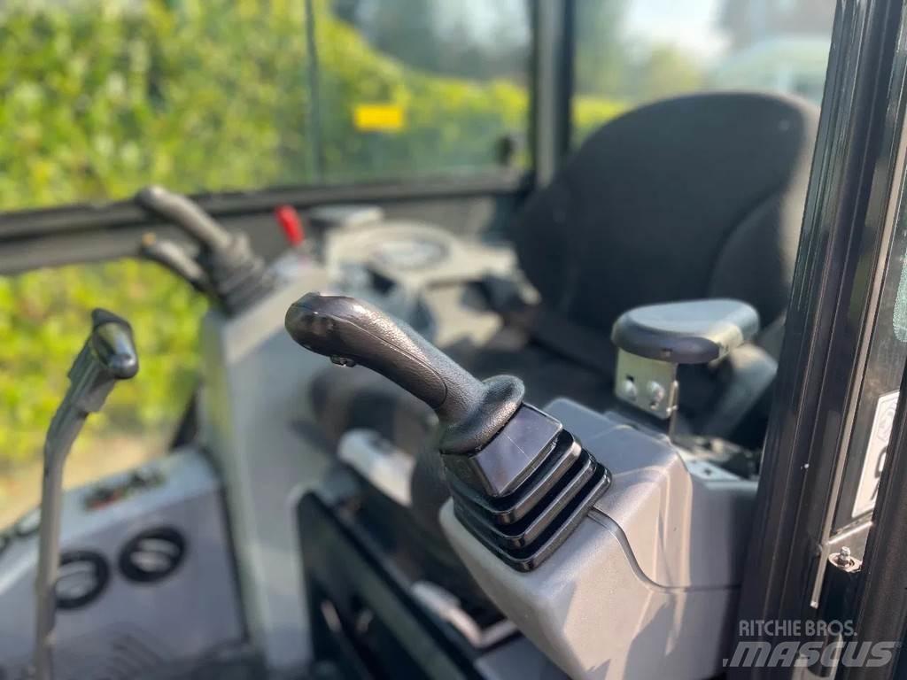Bobcat E19 Мини-экскаваторы