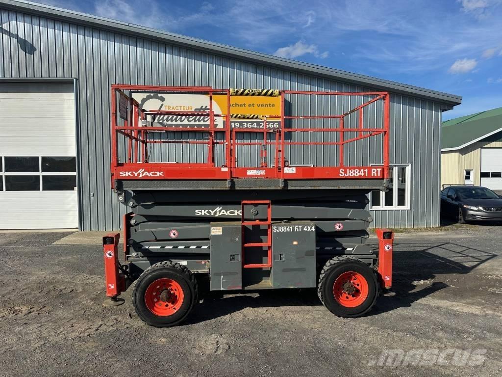 SkyJack SJ 8841 RT Ножничные подъемники