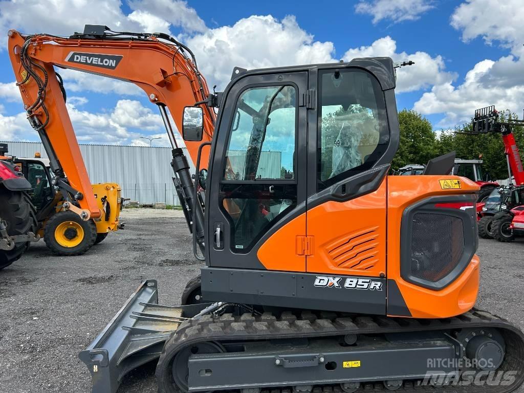Develon DX85R-7 Малые экскаваторы 7т-12т