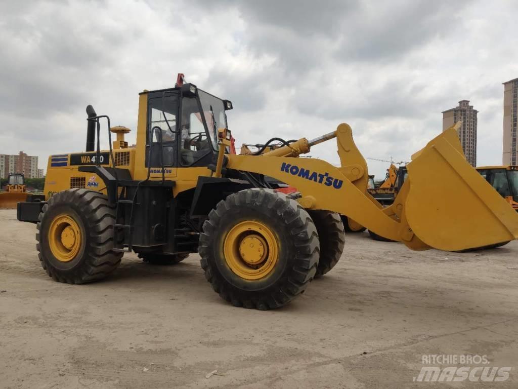 Komatsu WA470-3 Фронтальные погрузчики