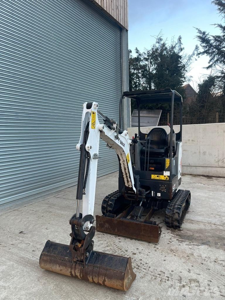 Bobcat E 17 Мини-экскаваторы