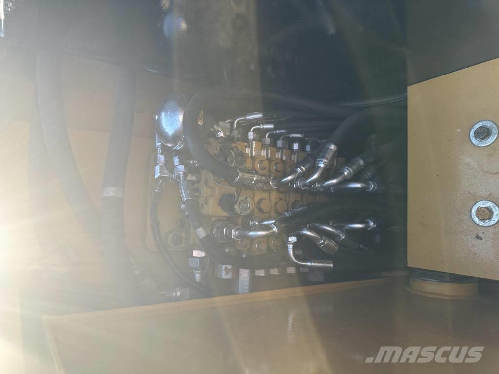CAT 305.5E Мини-экскаваторы