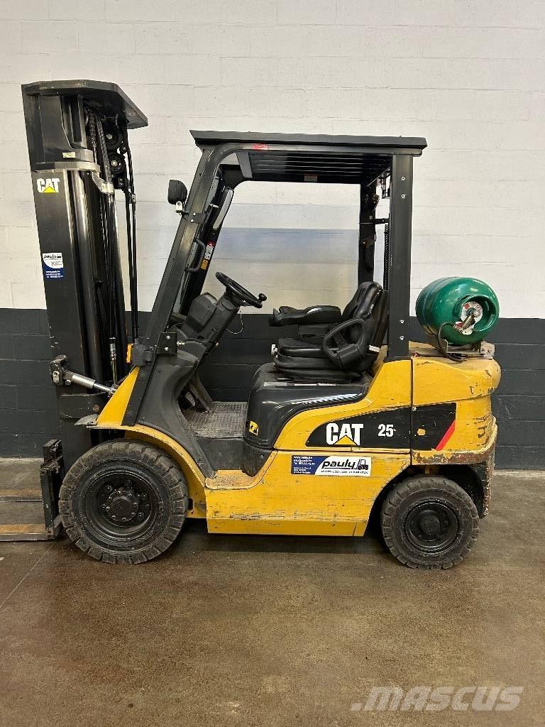 CAT GP 25 N Газовые погрузчики