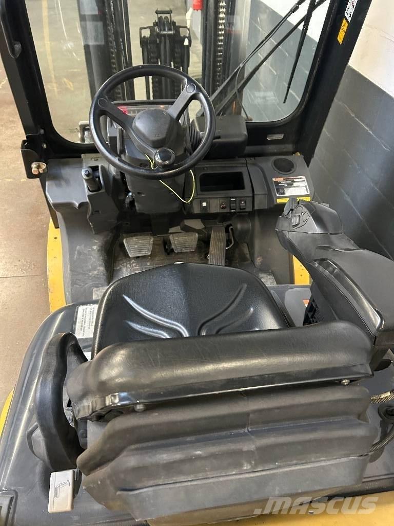 CAT GP 25 N Газовые погрузчики