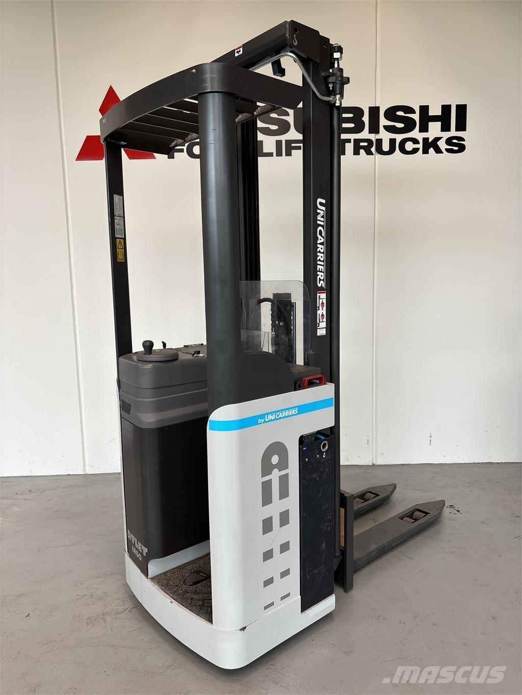 Atlet A160 Самоходные электроштабелёры