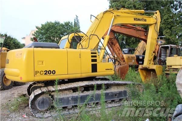 Komatsu PC 200-6 Гусеничные экскаваторы