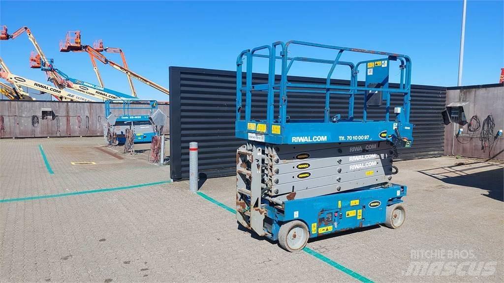 Genie GS4047 Ножничные подъемники