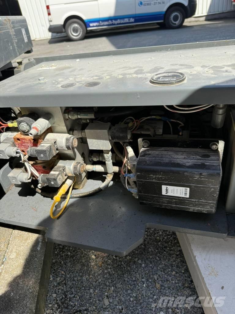 SkyJack SJ 3220 Ножничные подъемники