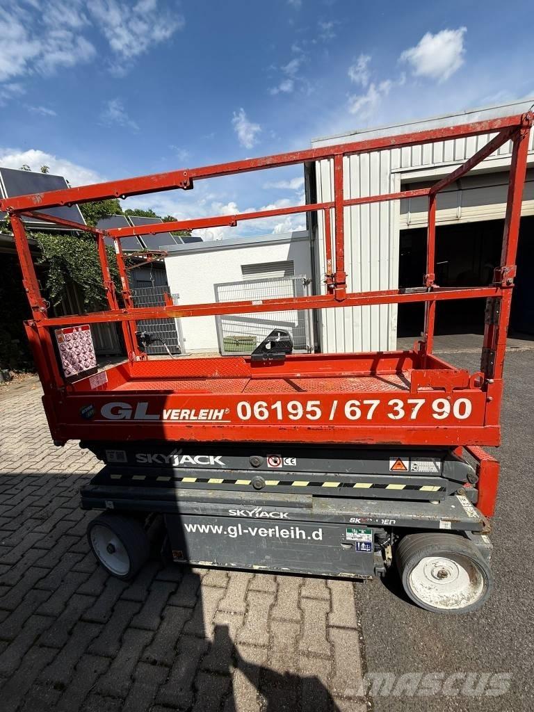 SkyJack SJ 3220 Ножничные подъемники