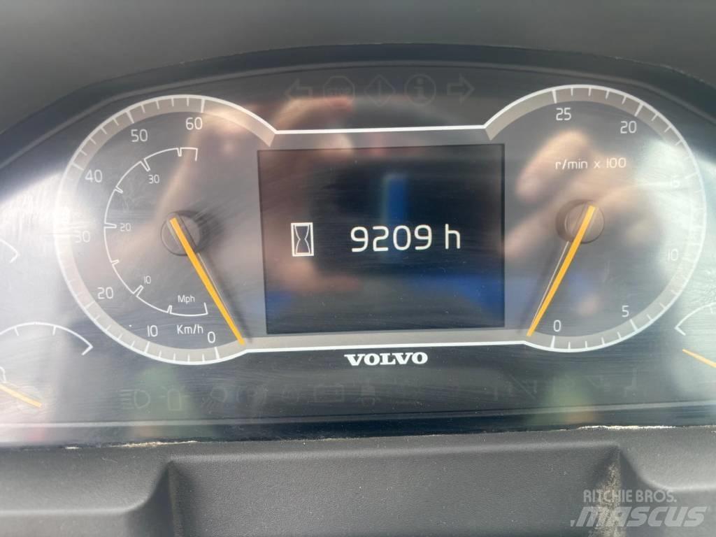 Volvo L 260 H Фронтальные погрузчики