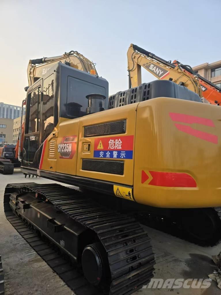 Sany SY 235 C Гусеничные экскаваторы