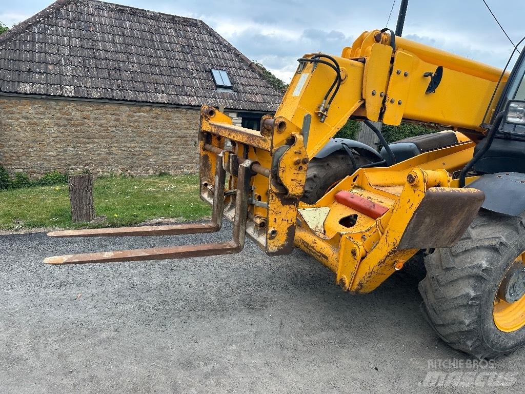 JCB 535-125 Телескопические погрузчики