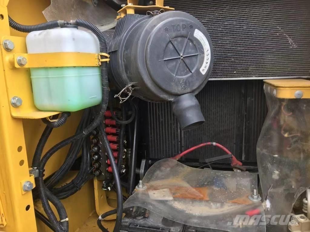 Komatsu PC 110 Гусеничные экскаваторы