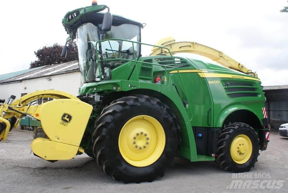 John Deere 8400 T Самоходные кормоуборочные комбайны