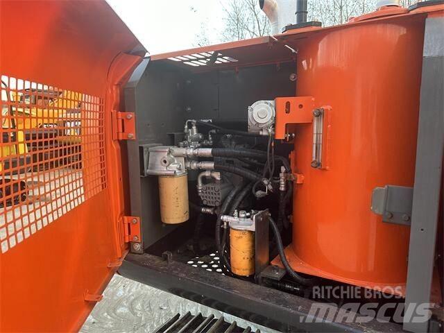 Hitachi zx120 Гусеничные экскаваторы