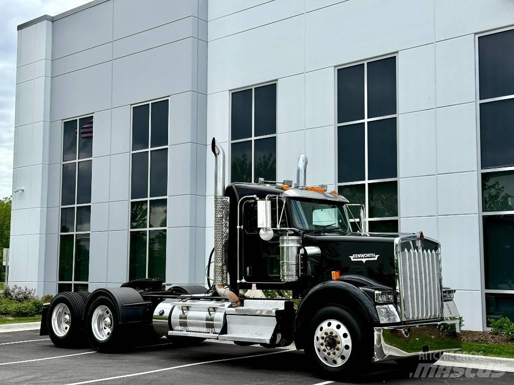 Kenworth W900 Седельные тягачи