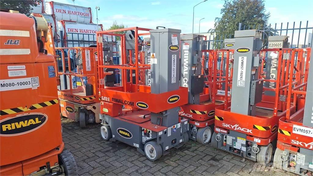 SkyJack SJ12 Разные подъемники и вышки