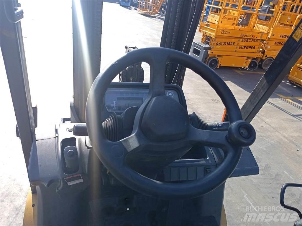 CAT DP18NTD Дизельные погрузчики