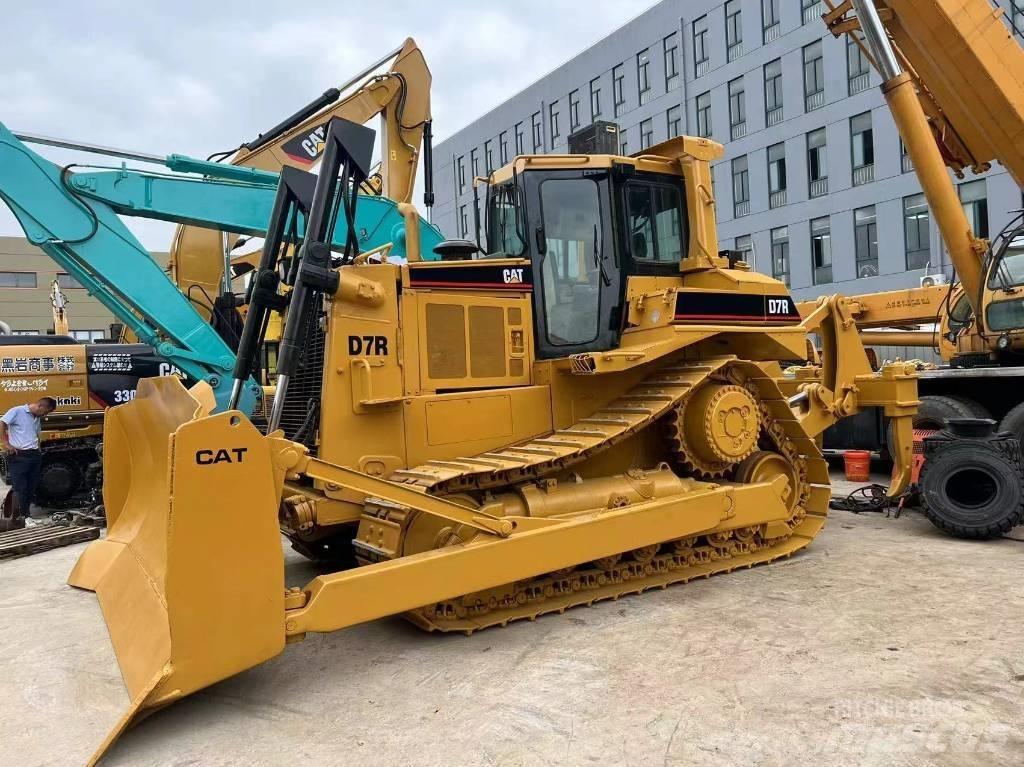 CAT D 7 R Гусеничные бульдозеры
