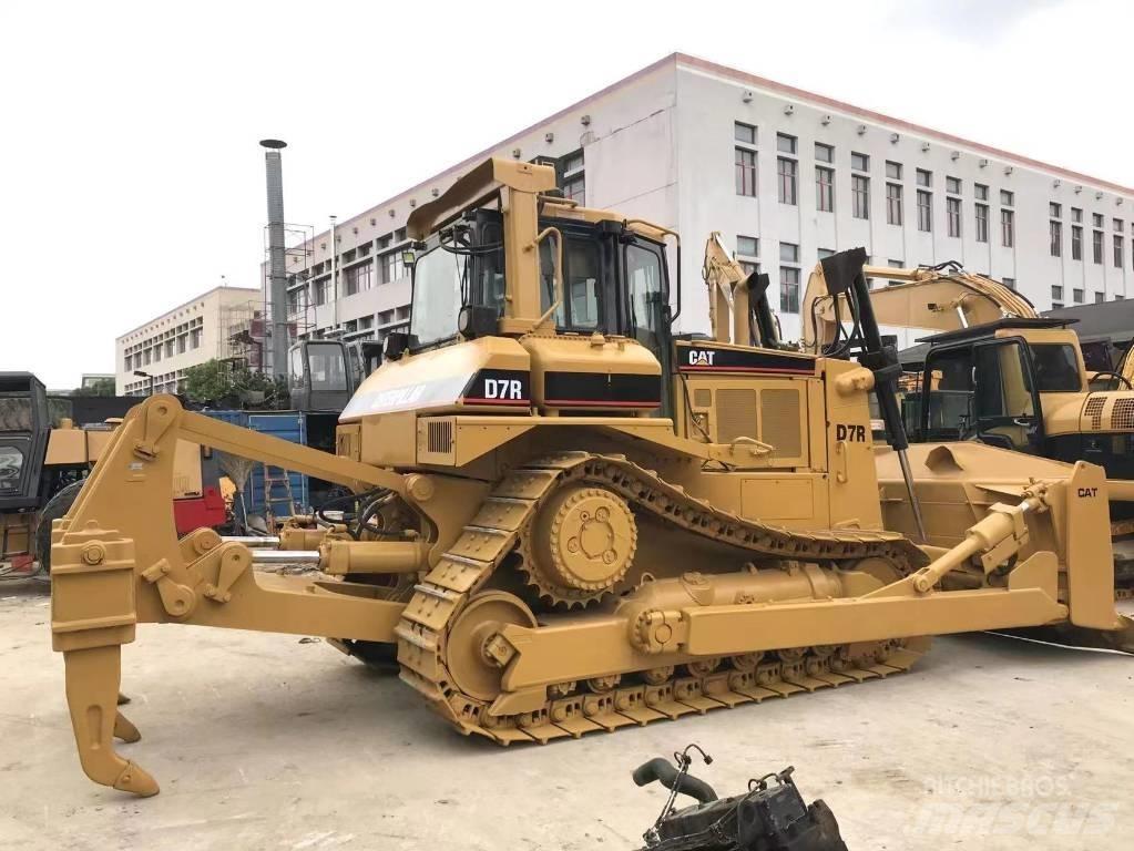 CAT D 7 R Гусеничные бульдозеры