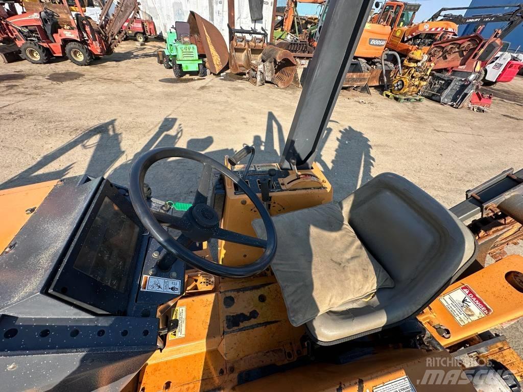 CASE 460 Траншеекопатели