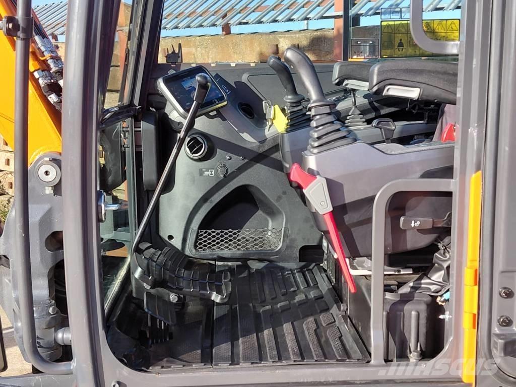 Develon DX85R Малые экскаваторы 7т-12т