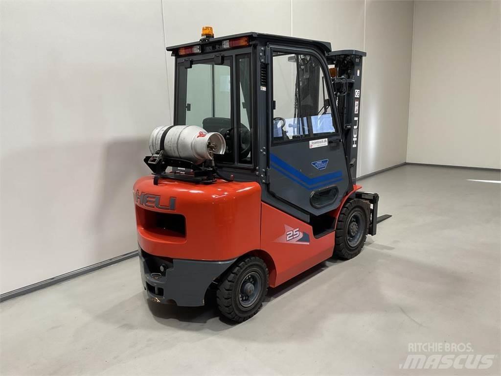Heli CPYD25 Газовые погрузчики