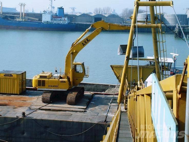 Hitachi EX455 Кабины и интерьер