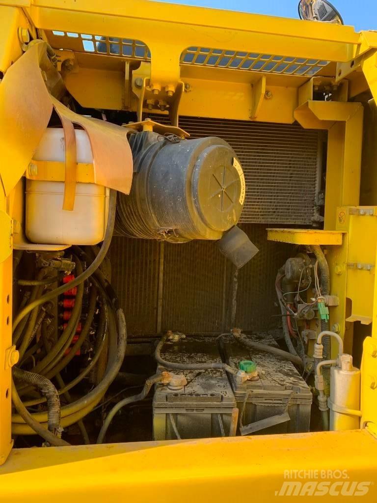 Komatsu PC 130 Гусеничные экскаваторы