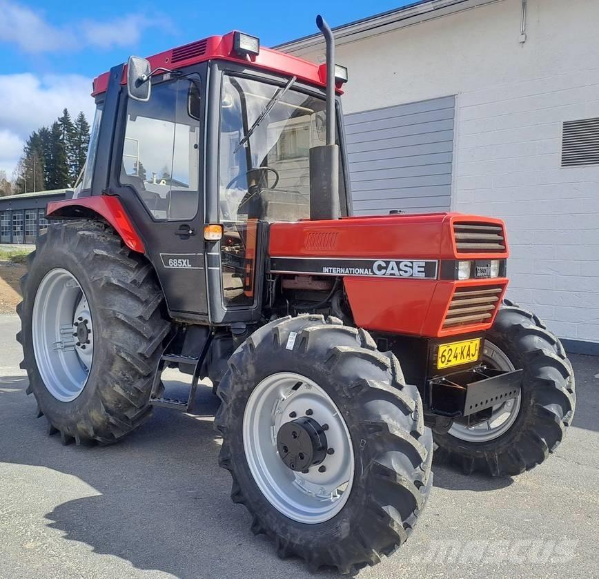 Case IH 685 XL Трактора