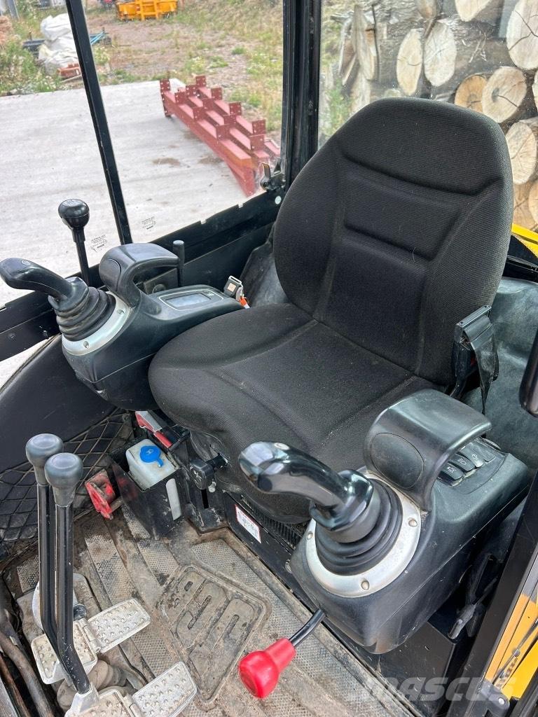 JCB 8026 CTS Мини-экскаваторы