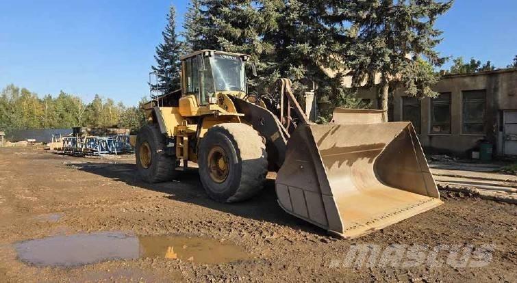Volvo L 220 F Фронтальные погрузчики