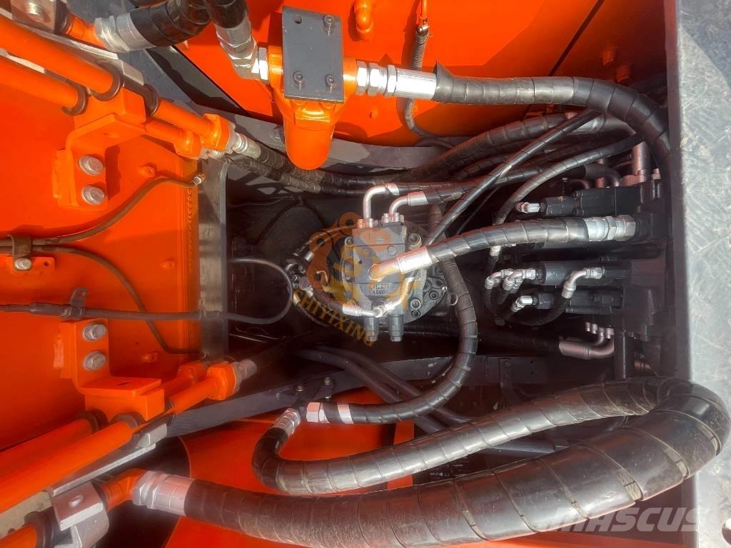 Doosan DX 300 Гусеничные экскаваторы
