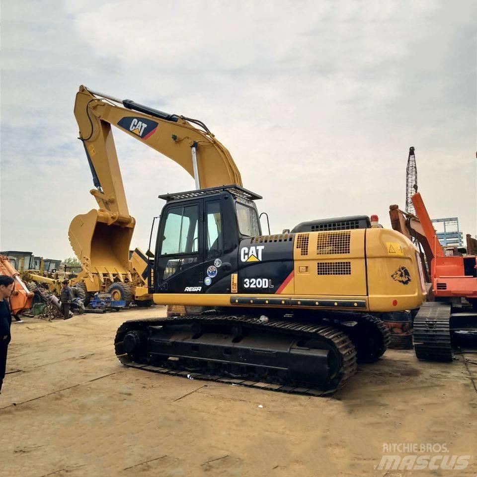 CAT 320D Гусеничные экскаваторы