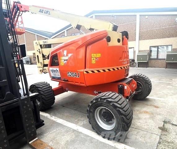 JLG 520 AJ Коленчатые подъемники