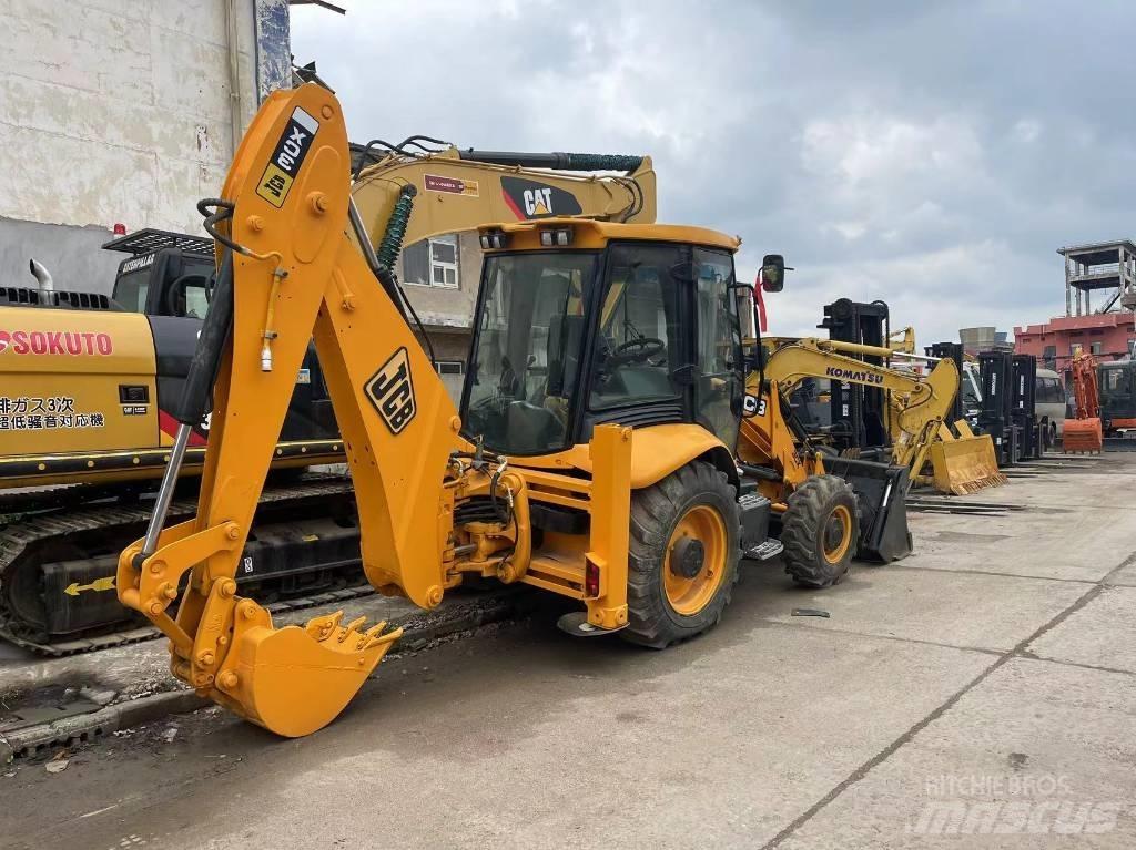 JCB 3 CX Экскаваторы-погрузчики