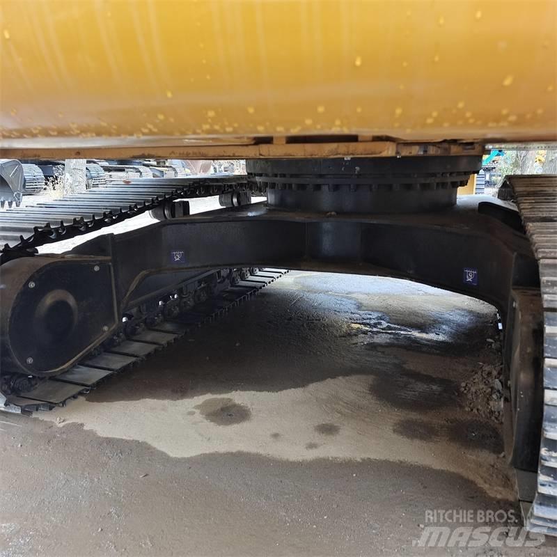 CAT 330 D Гусеничные экскаваторы