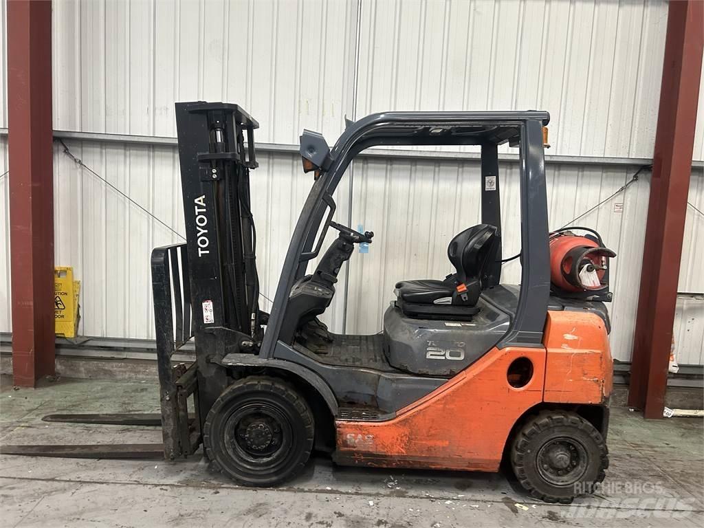 Toyota 02-8FGF20 Газовые погрузчики