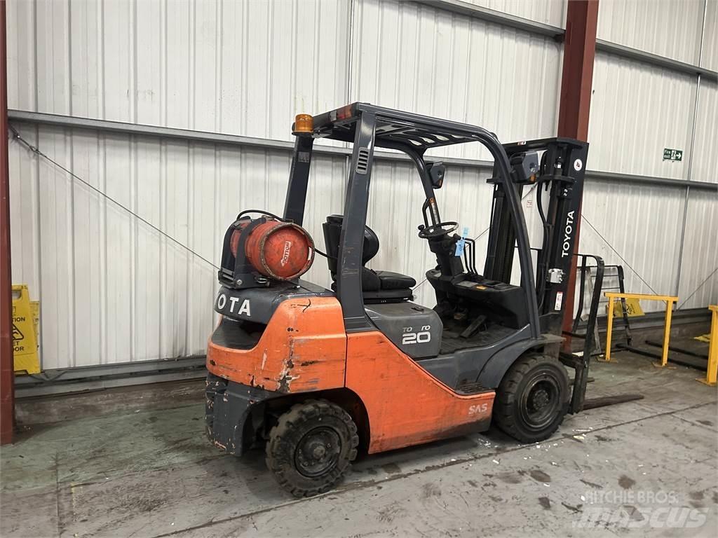 Toyota 02-8FGF20 Газовые погрузчики
