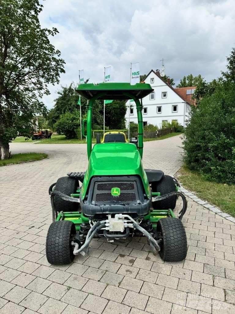 John Deere 8700 A Косилки фарватера