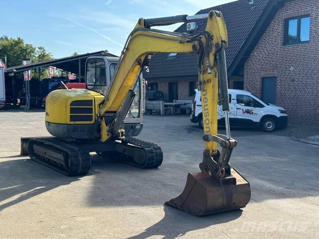 Neuson 75 Z 3 Малые экскаваторы 7т-12т