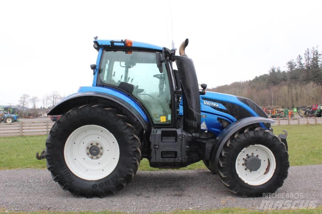 Valtra T174 Tractor Лесохозяйственные тракторы