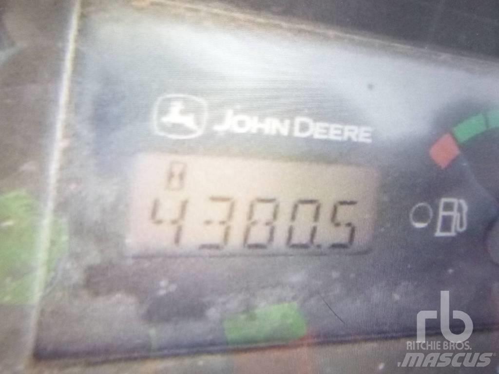 John Deere 325 Мини-погрузчики