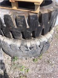 Bridgestone v Фронтальные погрузчики