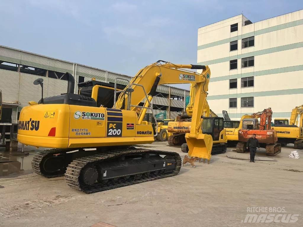 Komatsu PC 200-8N1 Гусеничные экскаваторы